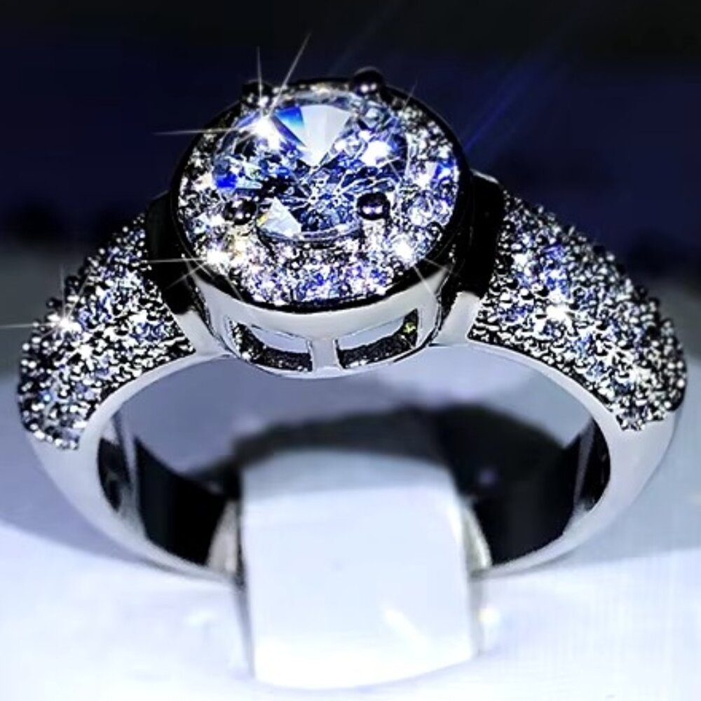 ๐ Beautiful 1.75 Ctw. Halo Micro Pave Engagement / Promise Ring 18K White Gold - Picture 6 of 6